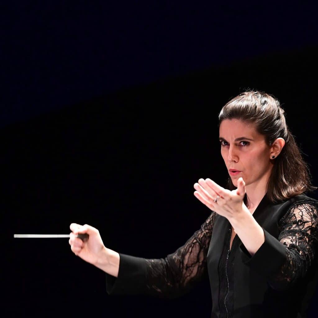 Guest Conductor Chloe Dufrense