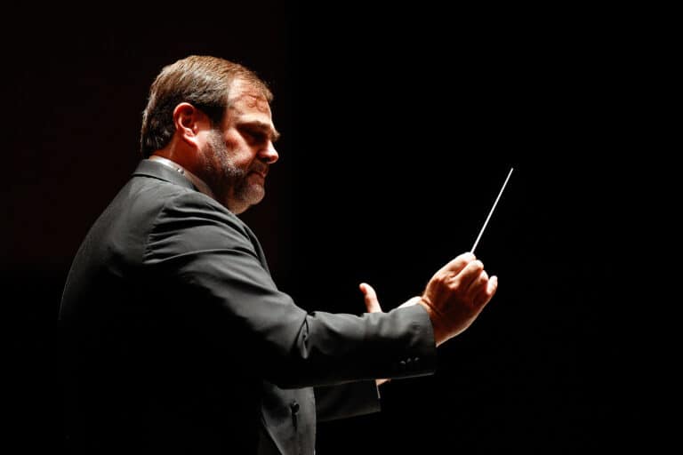 Josep Conducting (2)