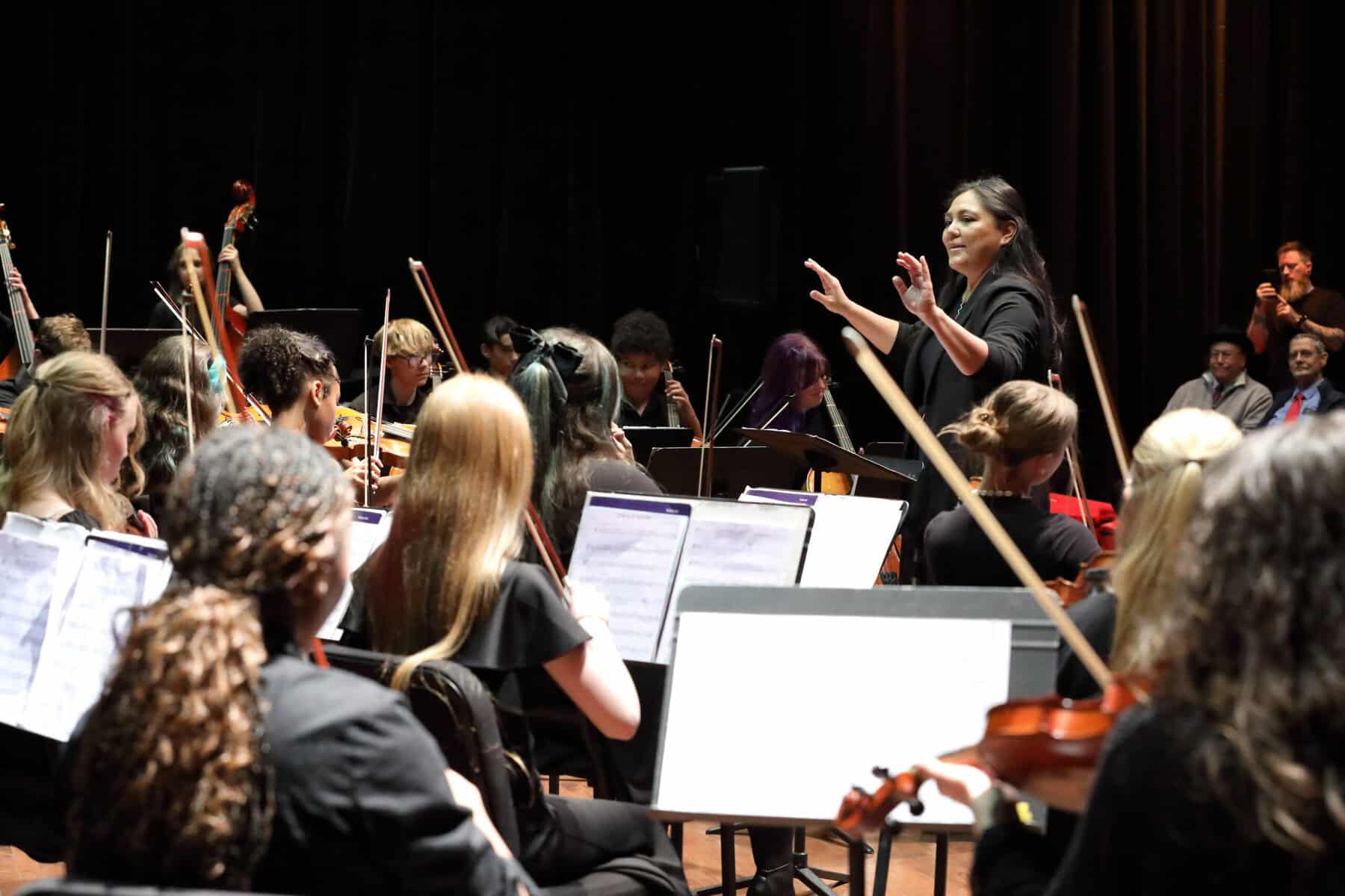 Tanesha Reeves conducting her North Middle School Orchestra.
